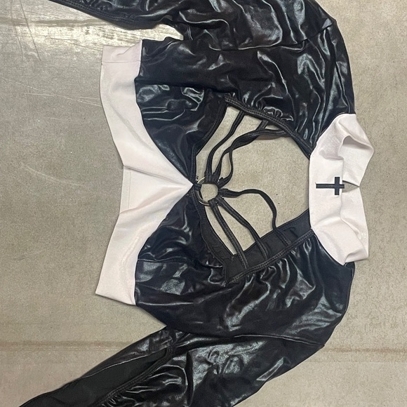 Sexy nun costume s/m - Picture 8 of 8